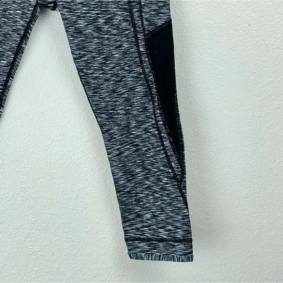 Lululemon Leggings Women's Sz 8 Drop It Like It's Hot Cropped Low Rise Blue - Picture 6 of 8